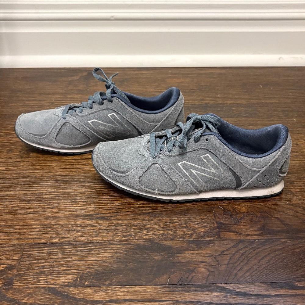 New Balance 555 Retro Charcoal Grey Suede Sneaker, Size 6 - Picture 3 of 15